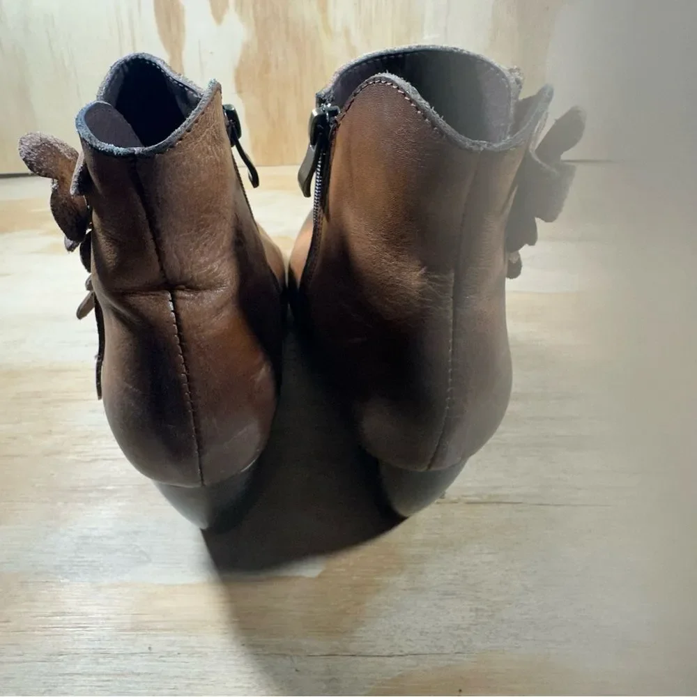 Socofy Leather Handmade Flower Boots Women’s Size 8.5